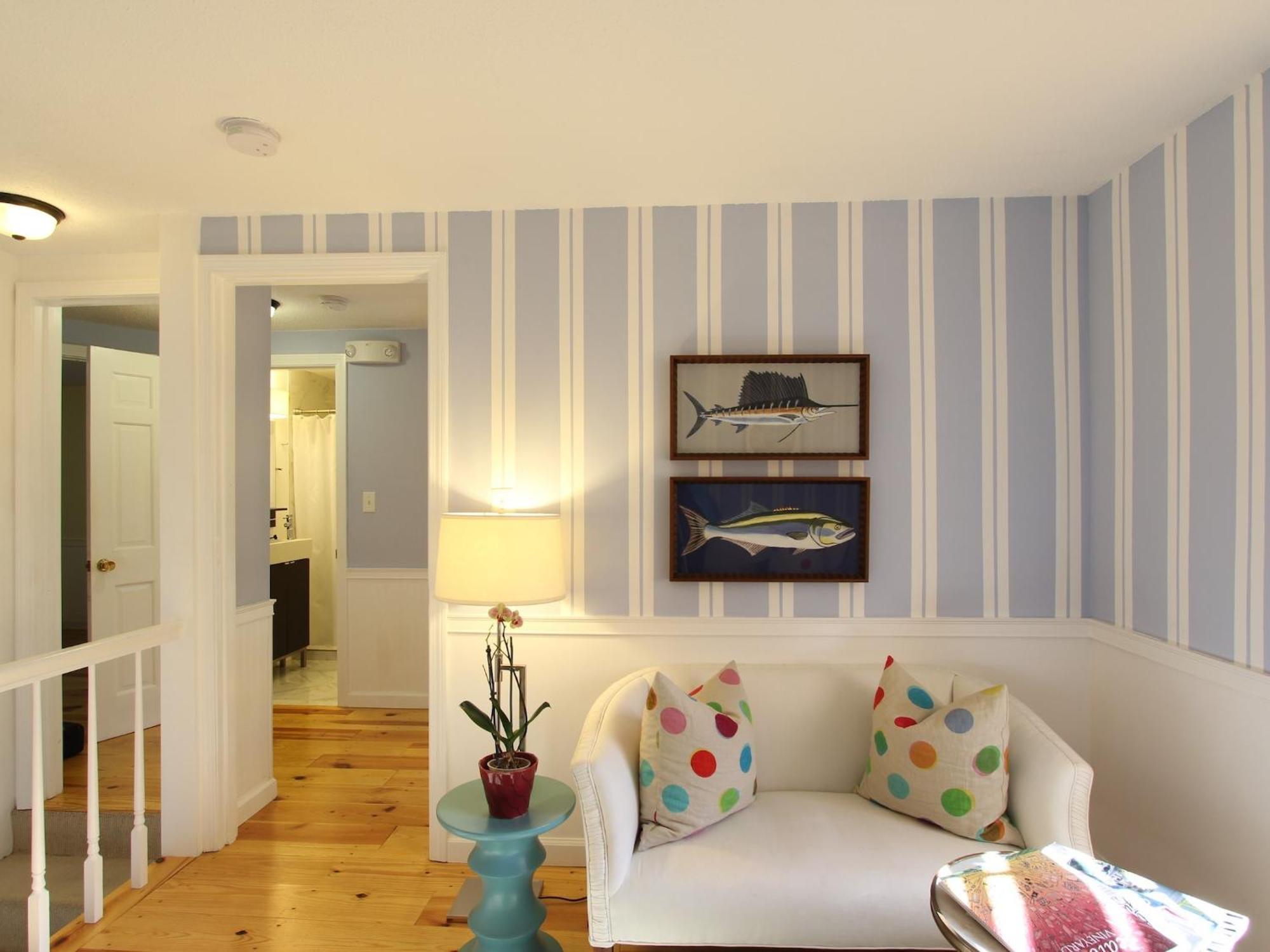 Charles And Charles Mv Bed & Breakfast Vineyard Haven Exterior photo