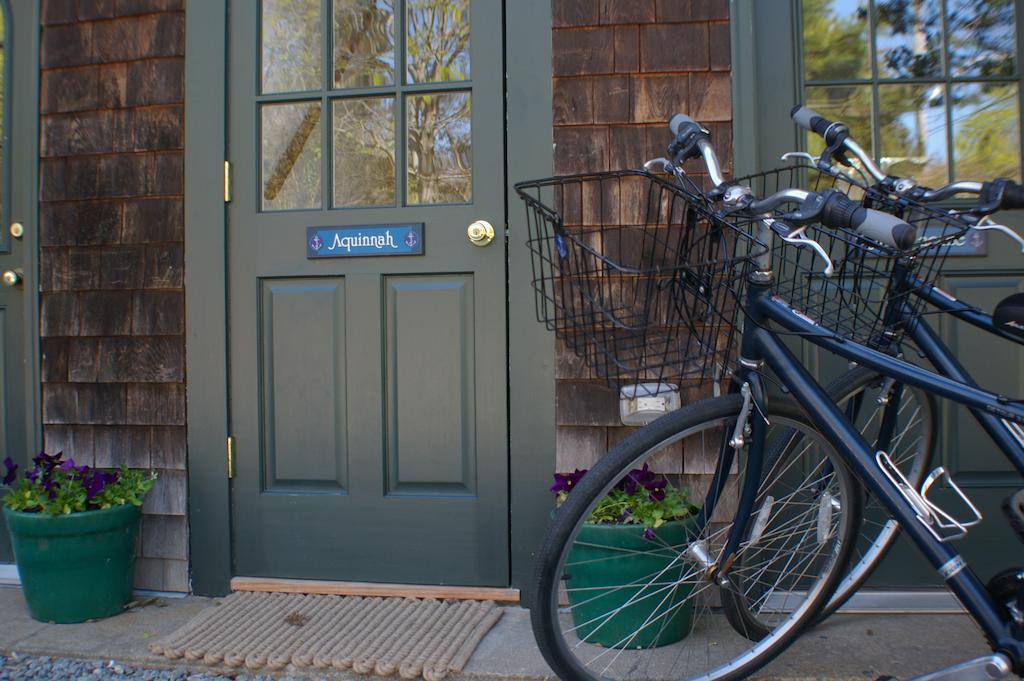 Charles And Charles Mv Bed & Breakfast Vineyard Haven Room photo